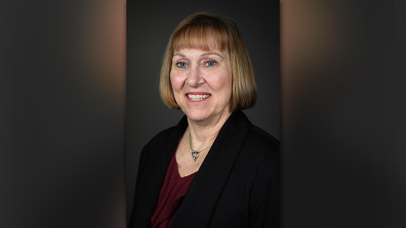 Janice Akao receives 2024 Master Teacher award